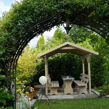 Gaestehaus Guter Stern Апартаменты *